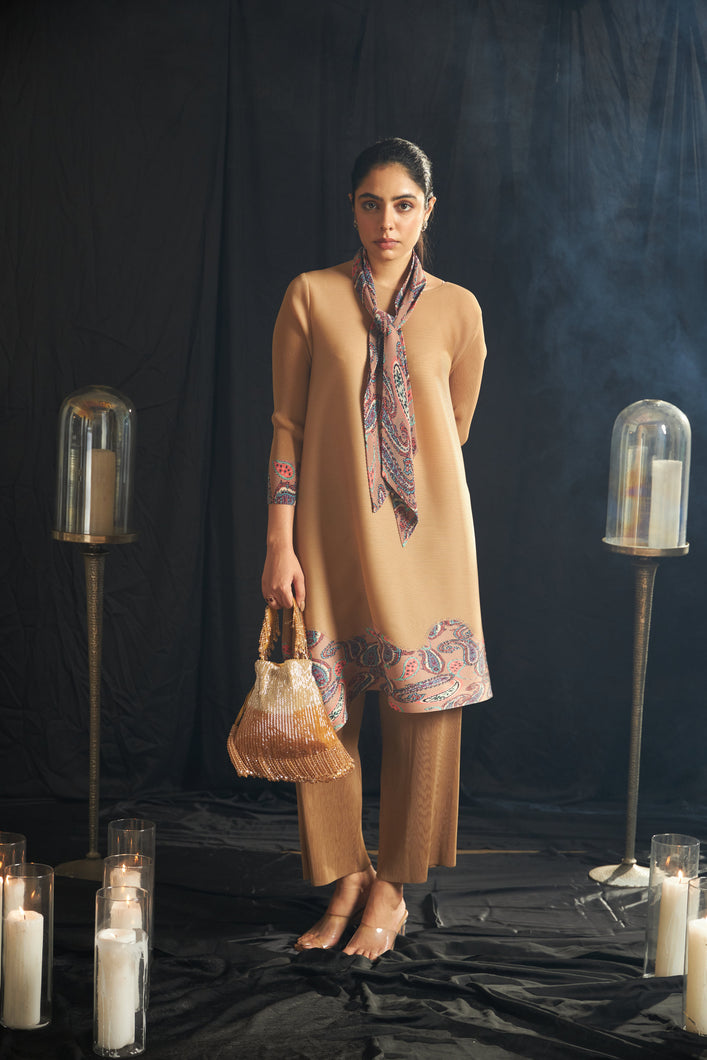 Lowyl Paisley Printed Tunic Set With Scarf - Beige