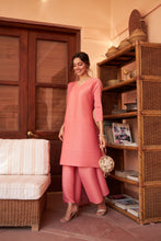 Load image into Gallery viewer, Kiara Kurta with Culottes Pants and Organza Dupatta - Peach