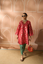 Load image into Gallery viewer, Banarasi Begum Tunic Set - Red and Green