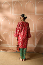 Load image into Gallery viewer, Banarasi Begum Tunic Set - Red and Green