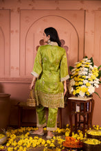 Load image into Gallery viewer, Aaina Adaa Tunic Set with Embroidered Pants - Green