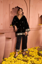 Load image into Gallery viewer, Velvet Tunic Set with Plain Pants - Black