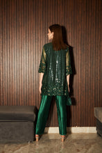 Load image into Gallery viewer, Sarah Sequins Fragrant Tunic Set- Emerald Green
