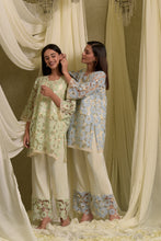 Load image into Gallery viewer, Myra Mesh Floral Pastel Kurta with Pleated Pants - Pastel Green