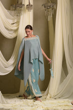 Load image into Gallery viewer, Reyna Gara Glazed Pleated Cape Coordinated with Slit Pants- Mint