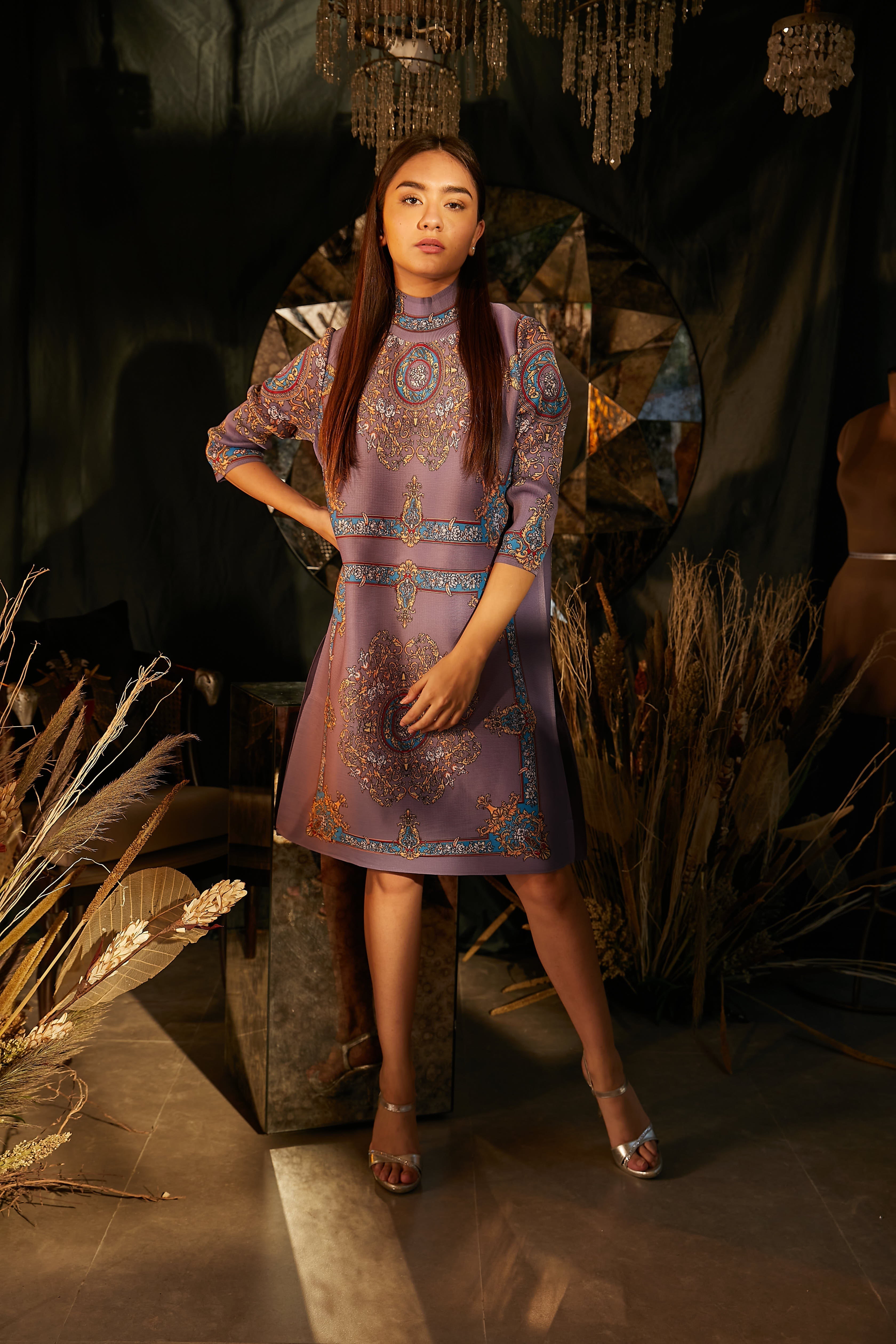 Medusa Renaissance Print Dress - Lavender