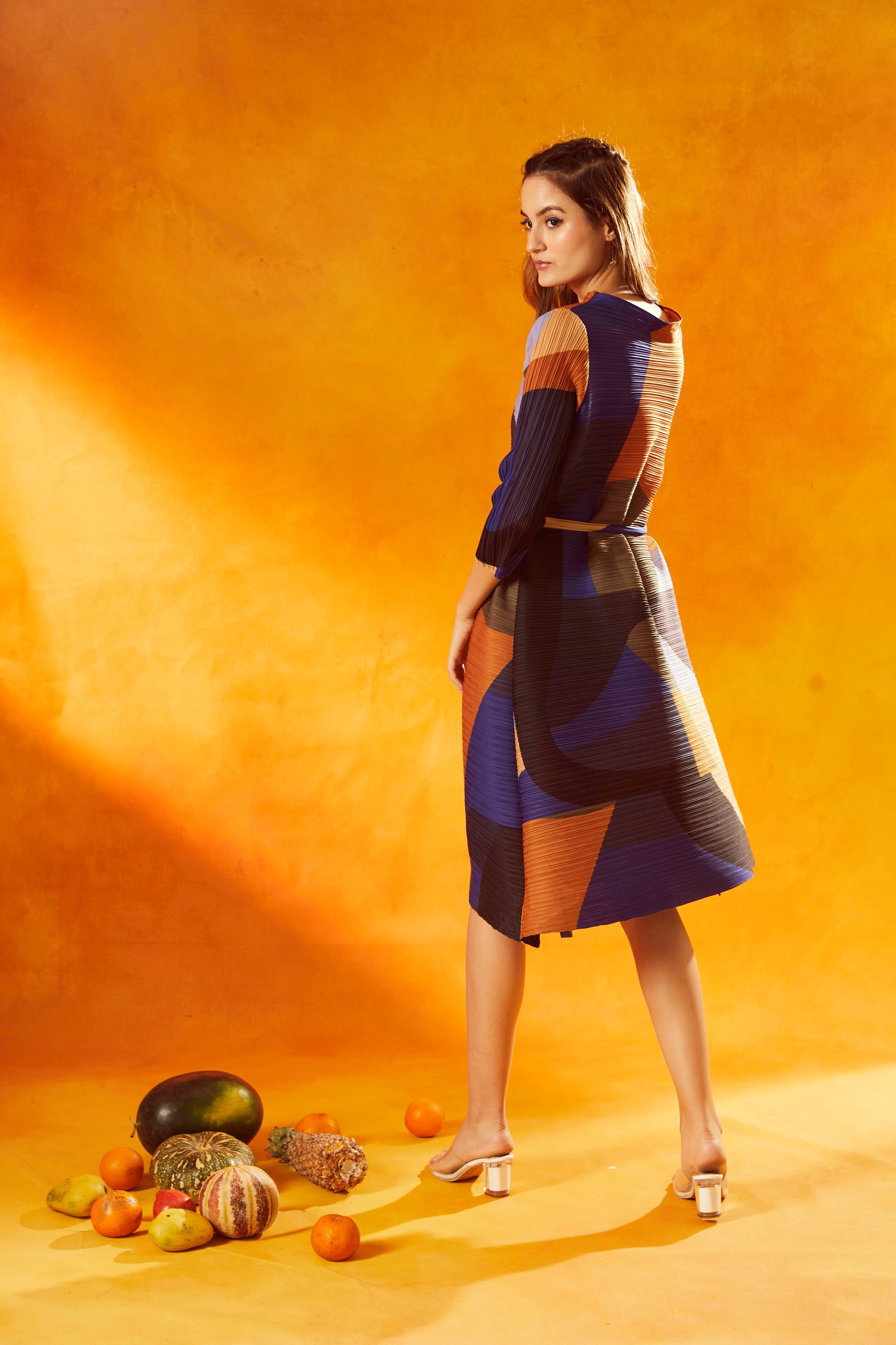 Alissa Abstract Dress - Brown
