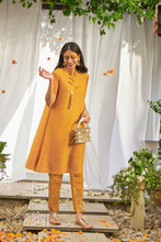 Load image into Gallery viewer, Elegant One Button Brocade Tunic Set - Yellow