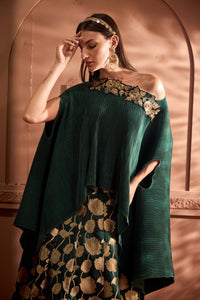 Divine Embroidered Cape Set With Banarasi Lotus Ghaghra - Green