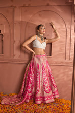 Load image into Gallery viewer, Banarasi Begum Ghaghra And Chunni - Rani Pink