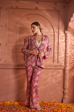 Load image into Gallery viewer, Elizey Paisley Embroidered Power Suit - Fuschia