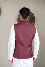 Load image into Gallery viewer, WHITE KURTA WITH NEHRU JACKET MAROON