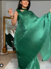 Load image into Gallery viewer, Classy Pleated Gown Saree - Emerald Green