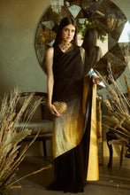 Load image into Gallery viewer, Idylic Adorned Gown Saree With Umbrous Palla - Champagne