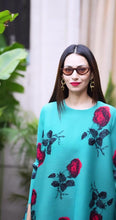 Load image into Gallery viewer, Sonakshi Gandhi in our Lowyl Tunic Set - Teal